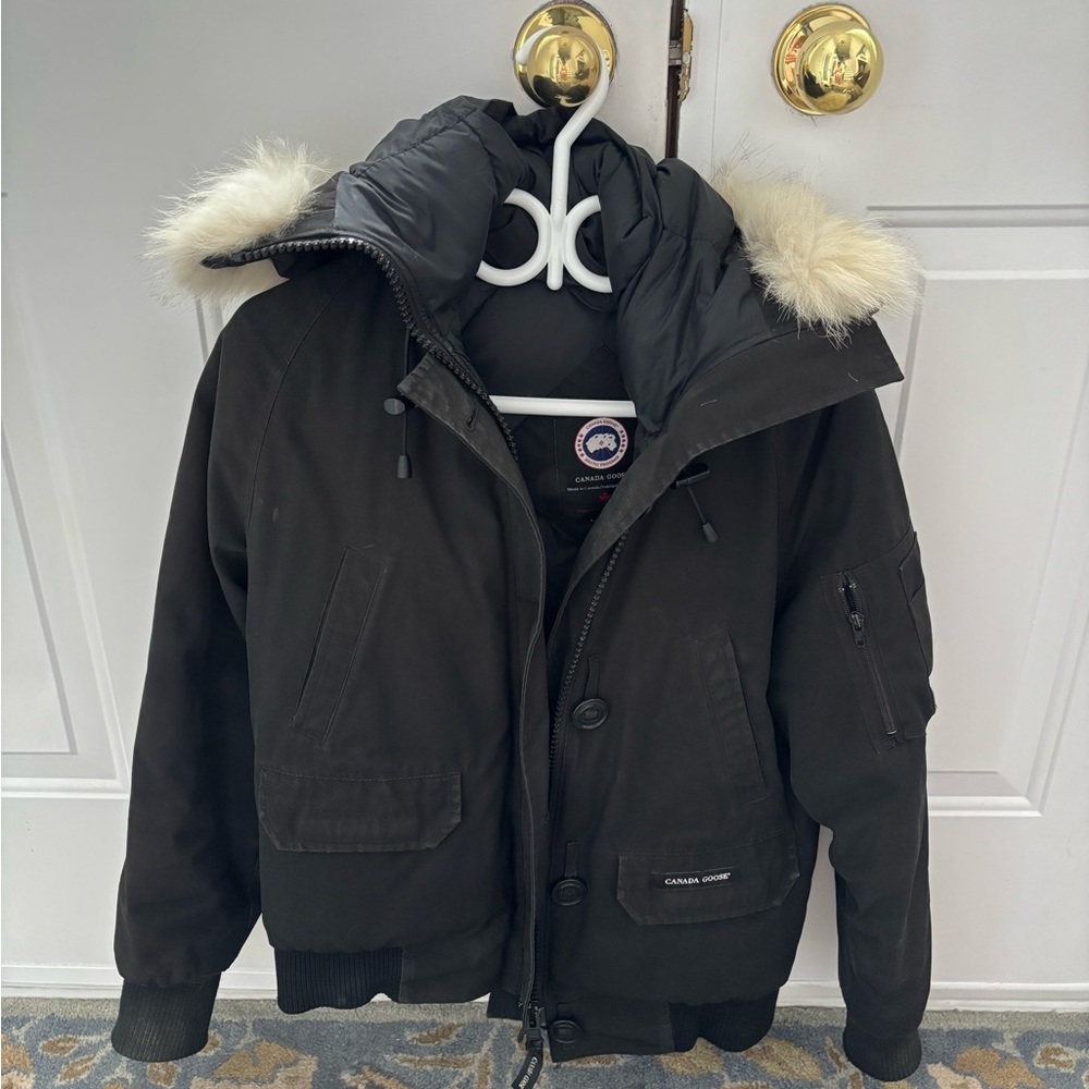 Canada Goose Chilliwack Bomber Black Puffer Jacket with Fur Trim